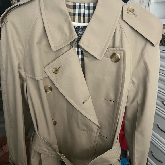 Burberry Trench Coat - Picture 6 of 11